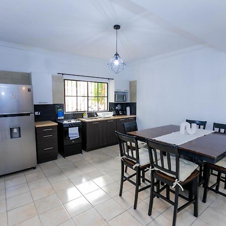 Hotel Friendly House Santa Tecla Exterior foto